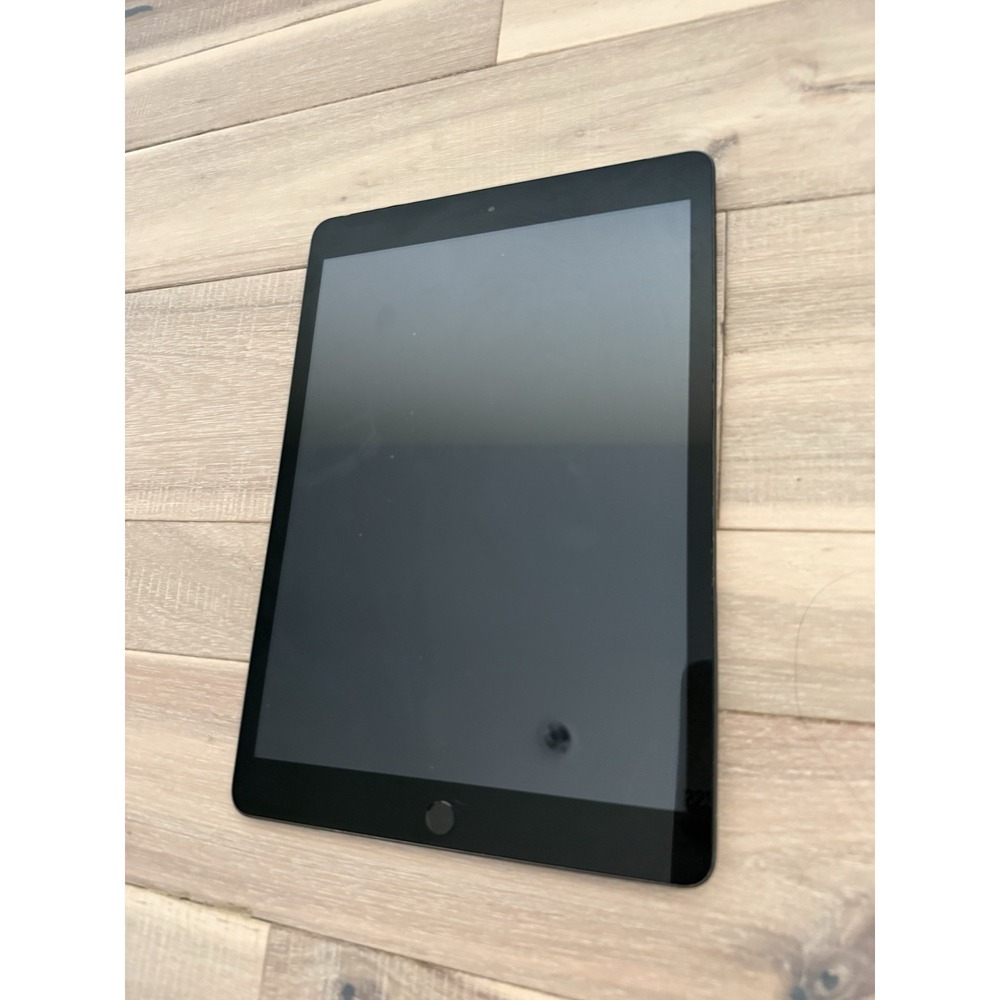 Apple iPad Air 2 A1566 16GB Wi-Fi- Space Gray Unlocked - Picture 3 of 6